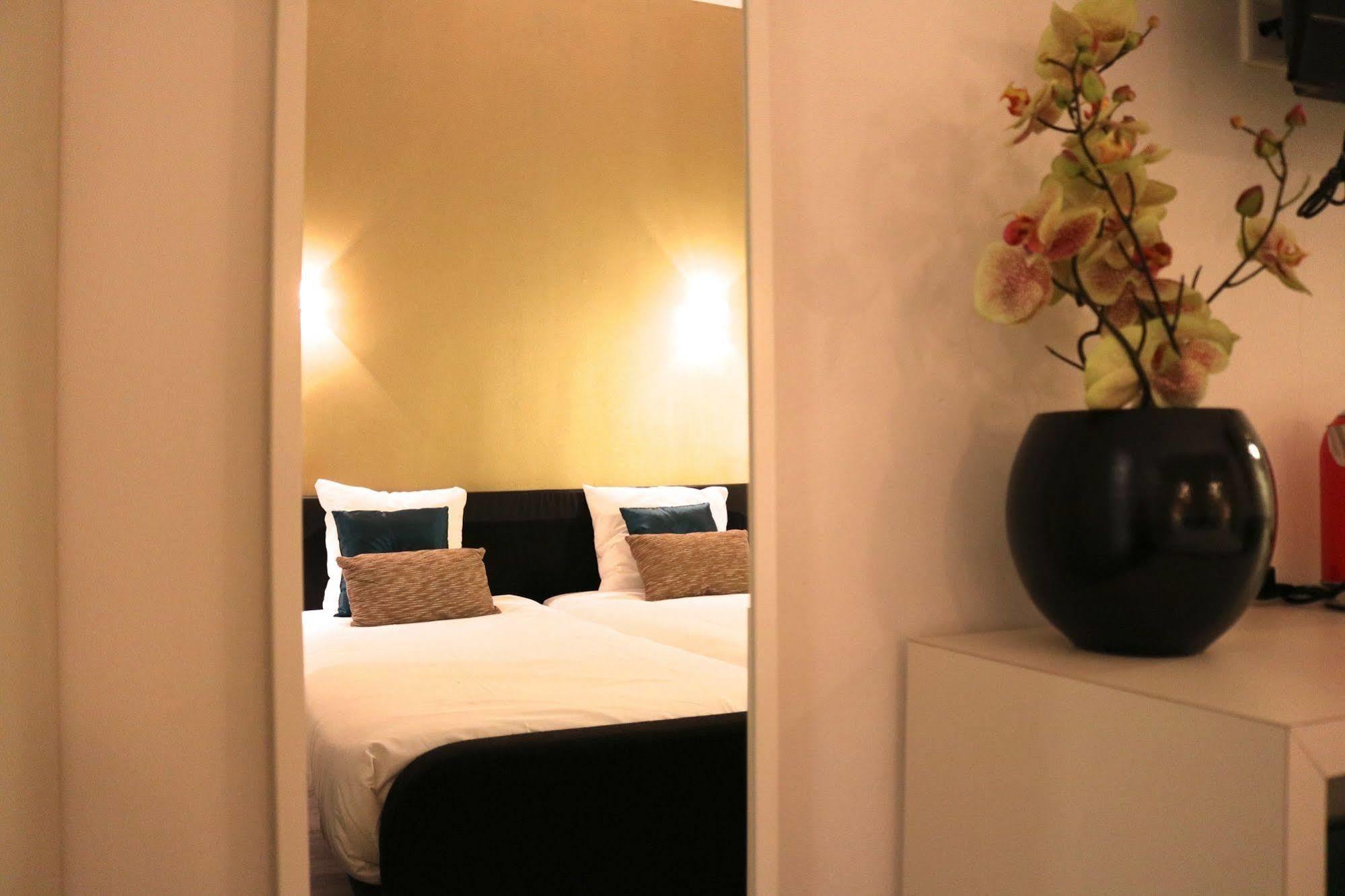 Saillant Hotel Maastricht City Centre - Auping Hotel Partner Экстерьер фото